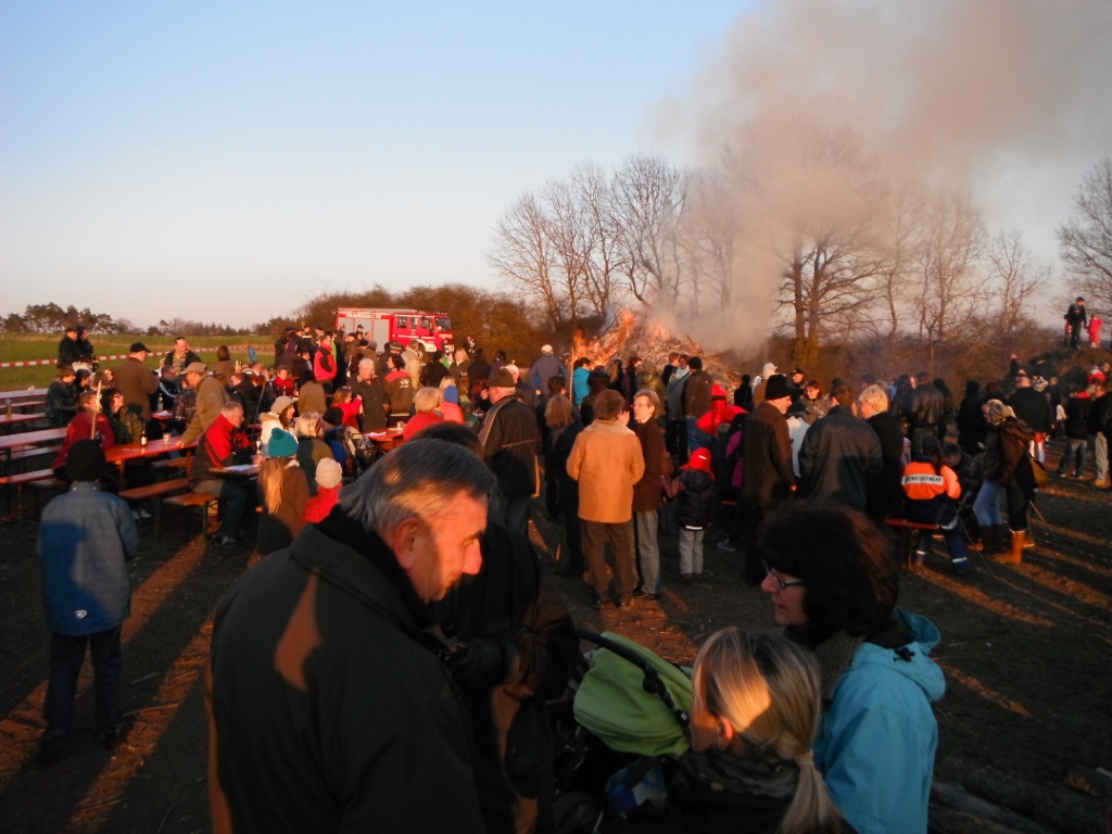 img Osterfeuer2012 2